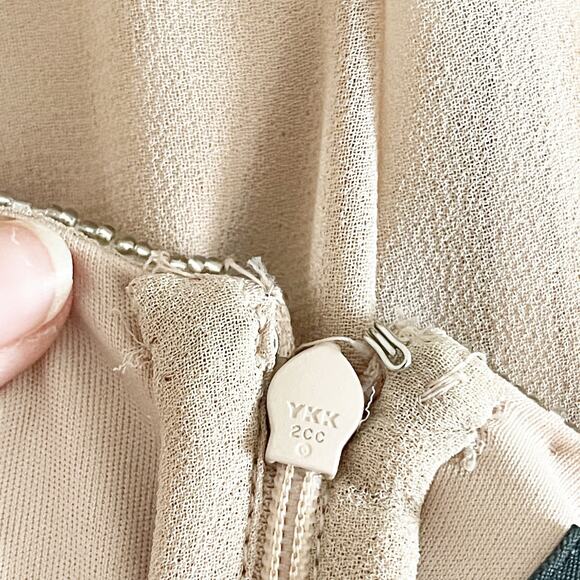 ADRIANNA PAPELL English Rose Long Beaded Bridesmaid Dress 6 - Picture 9 of 11